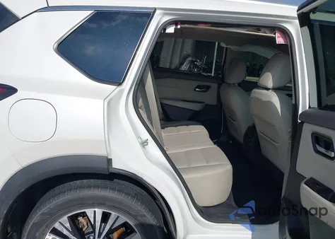 2021 Nissan Rogue Sv Fwd из США, поврежденный, VIN 5N1AT3BA8MC821866